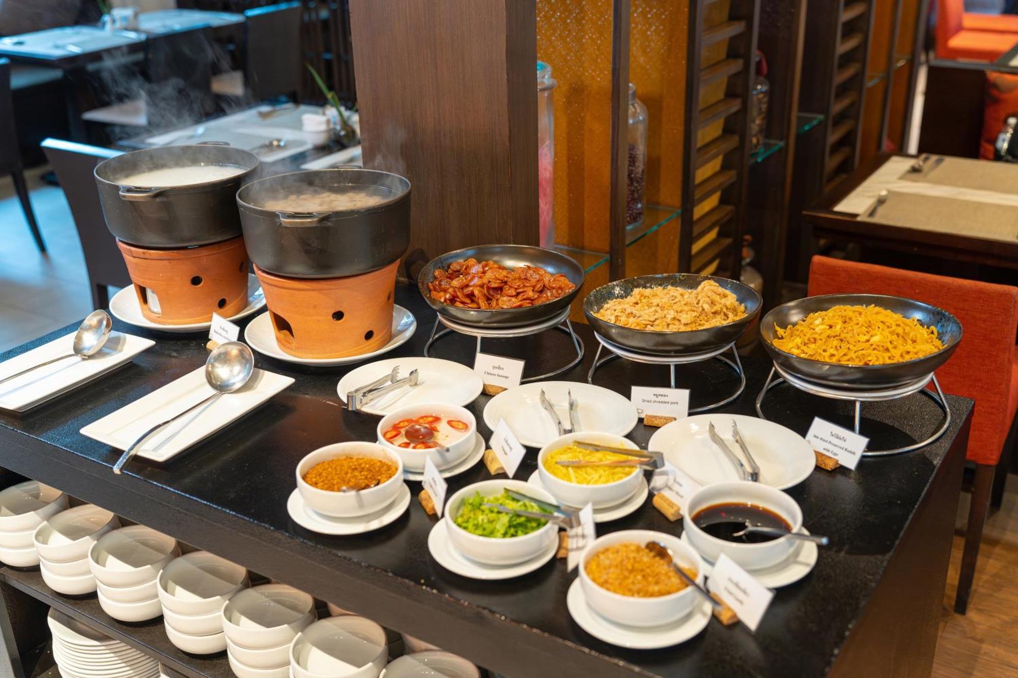 Avani Khon Kaen Hotel & Convention Centre Ngoại thất bức ảnh